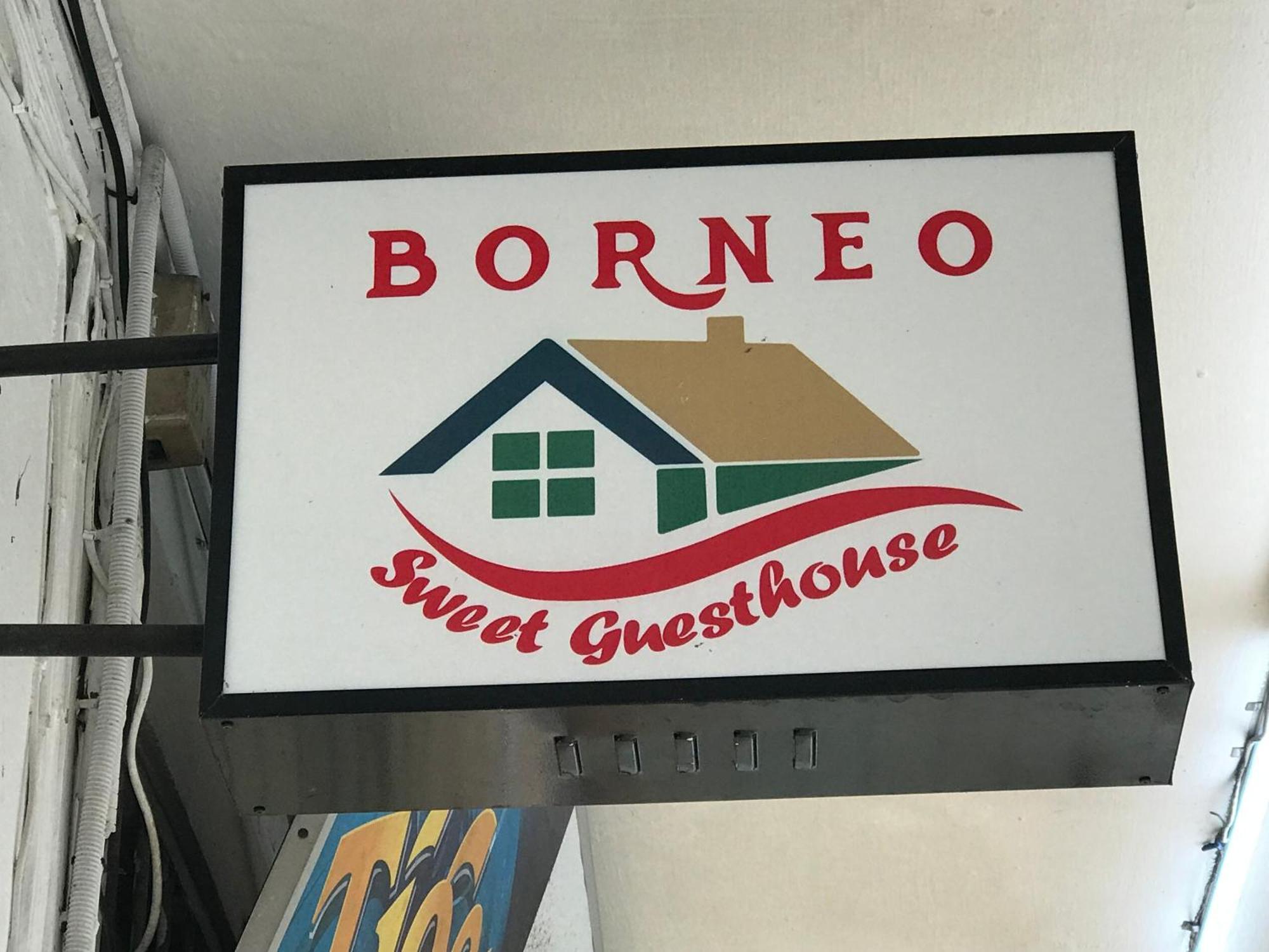 Borneo Sweet Guesthouse 古晋 外观 照片