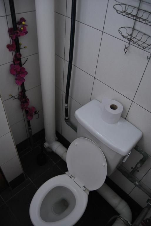 Borneo Sweet Guesthouse 古晋 外观 照片
